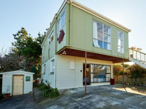 Coastal Classic - Kaikoura Holiday Home